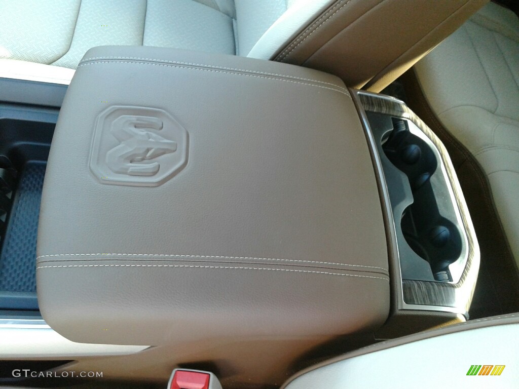 2019 1500 Laramie Quad Cab - Rugged Brown Pearl / Mountain Brown/Light Frost Beige photo #18
