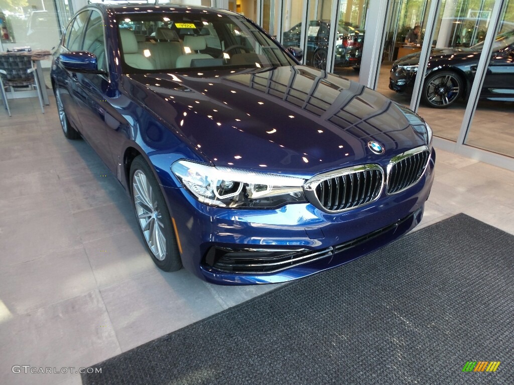 Mediterranean Blue Metallic BMW 5 Series