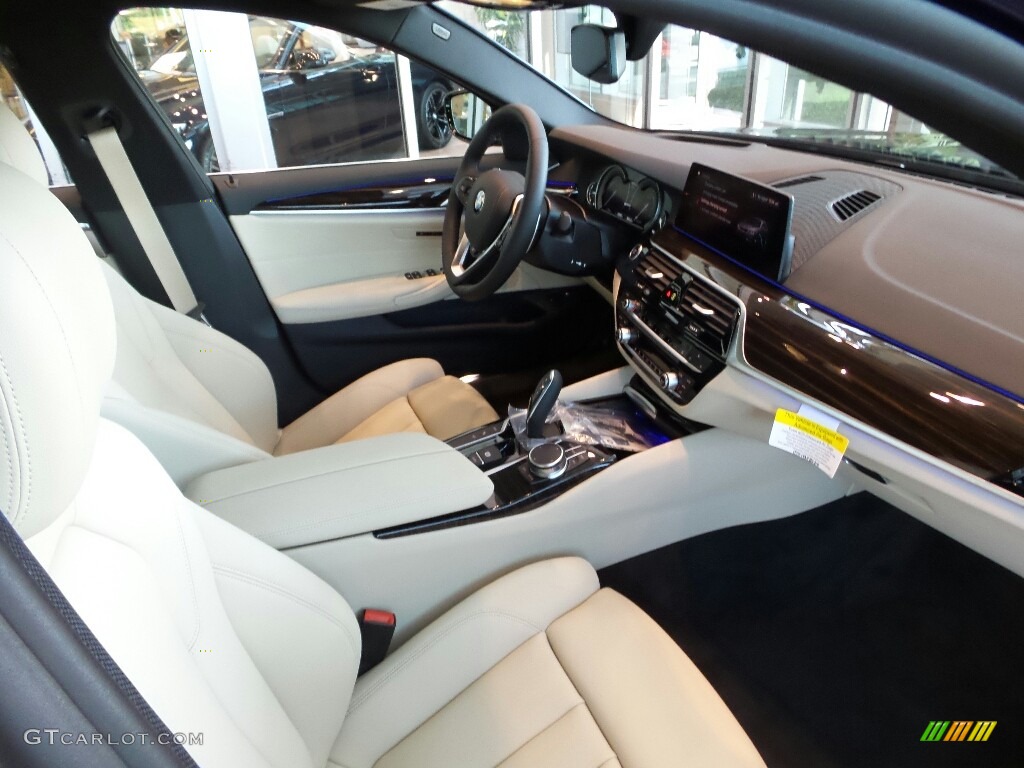 Black Interior 2019 BMW 5 Series 530e iPerformance xDrive Sedan Photo #129188486
