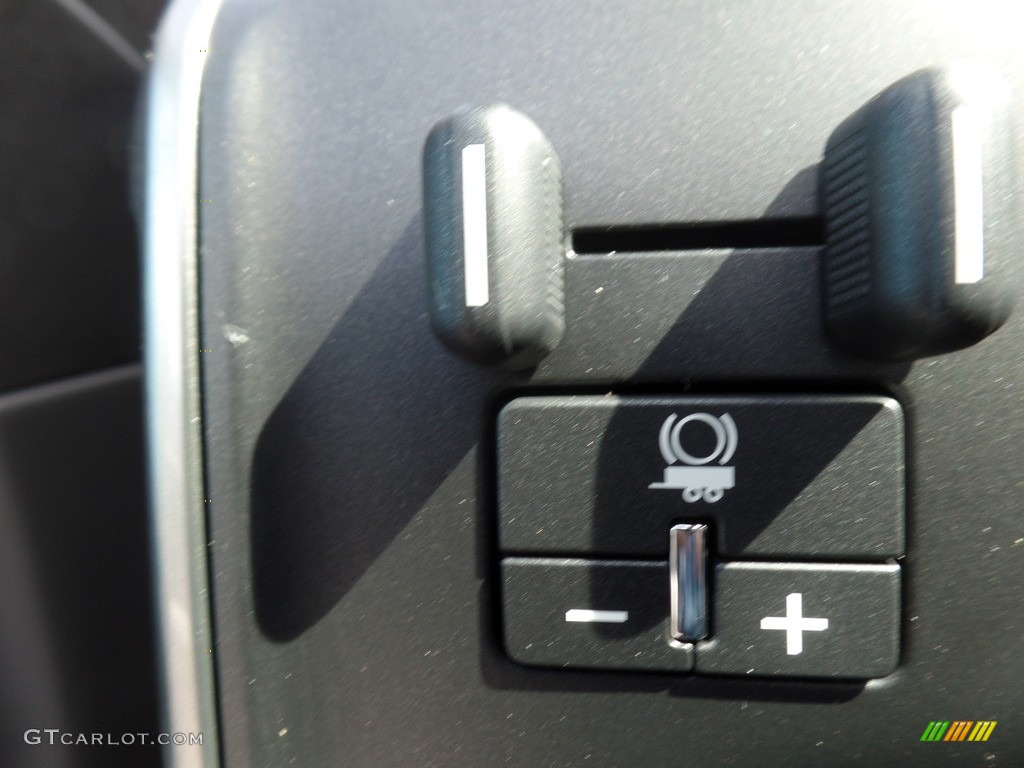 2019 Silverado LD LT Double Cab 4x4 - Graphite Metallic / Jet Black photo #26