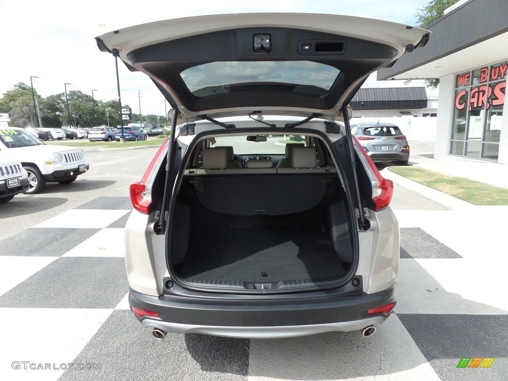 2018 CR-V Touring AWD - Sandstorm Metallic / Ivory photo #5