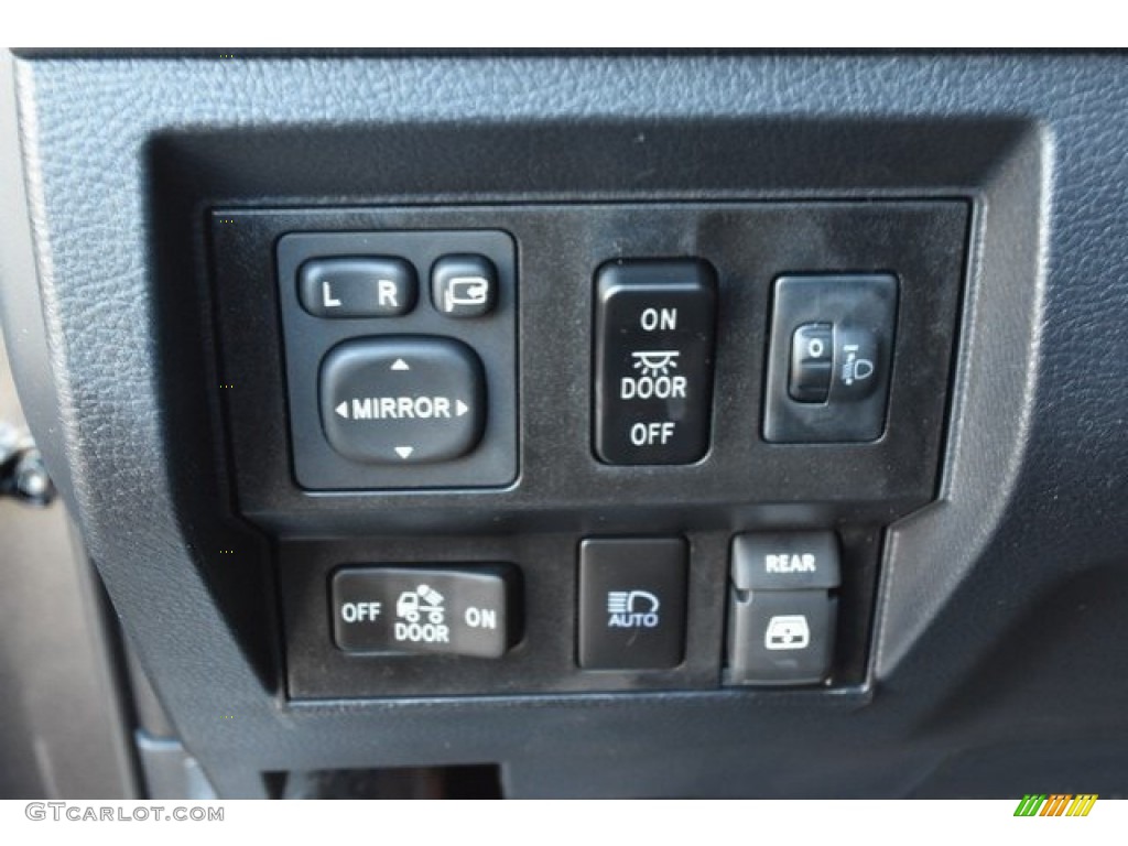 2019 Toyota Tundra Platinum CrewMax 4x4 Controls Photo #129196145