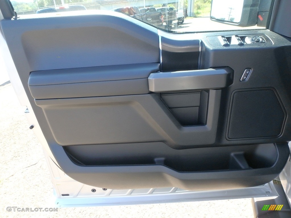 2018 F150 XLT SuperCrew 4x4 - Ingot Silver / Special Edition Black/Red photo #13