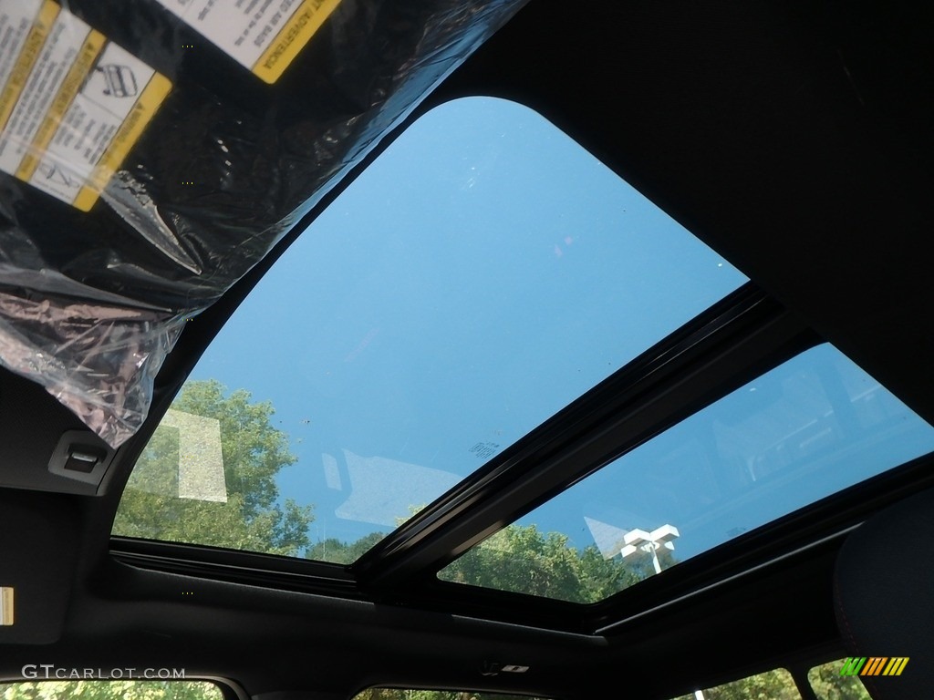 2018 F150 XLT SuperCrew 4x4 - Ingot Silver / Special Edition Black/Red photo #15