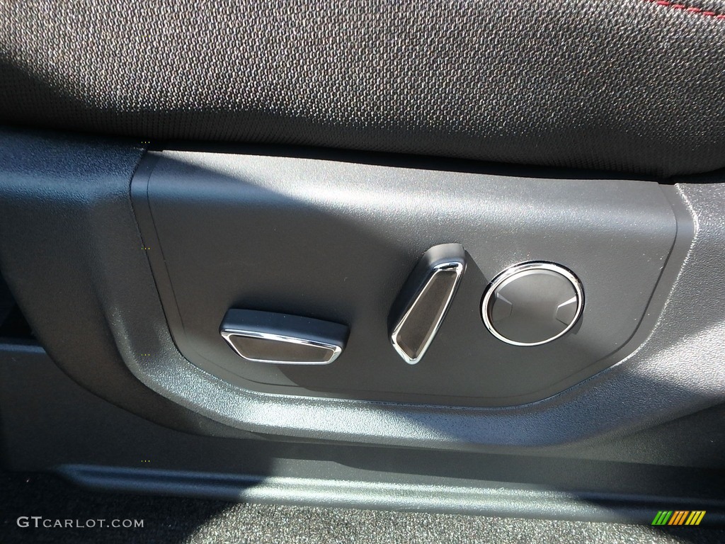 2018 F150 XLT SuperCrew 4x4 - Ingot Silver / Special Edition Black/Red photo #16