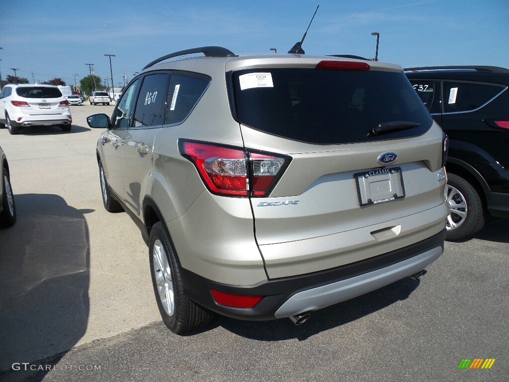 2018 Escape SE - White Gold / Charcoal Black photo #3