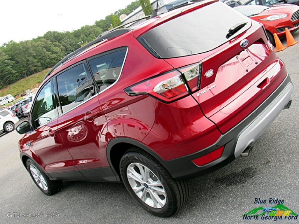 2018 Escape SEL - Ruby Red / Charcoal Black photo #34