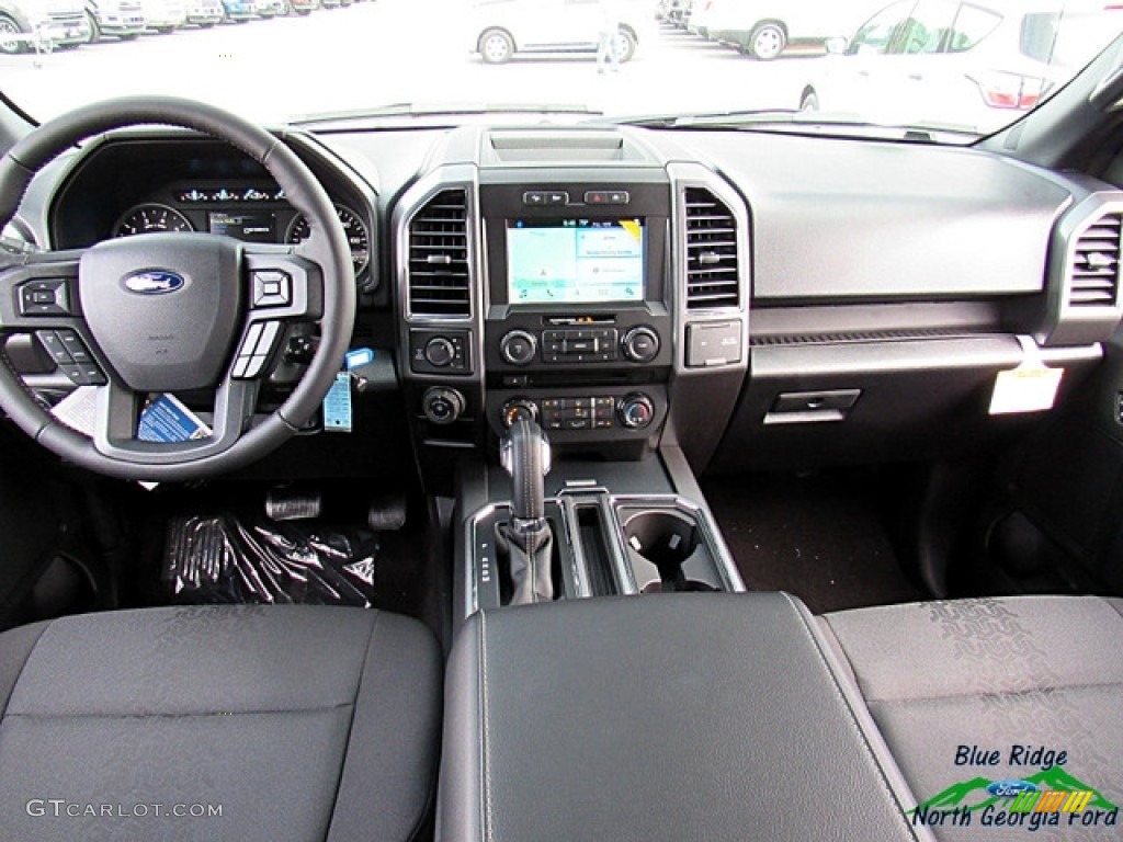 2018 F150 XLT SuperCrew 4x4 - Ingot Silver / Black photo #15