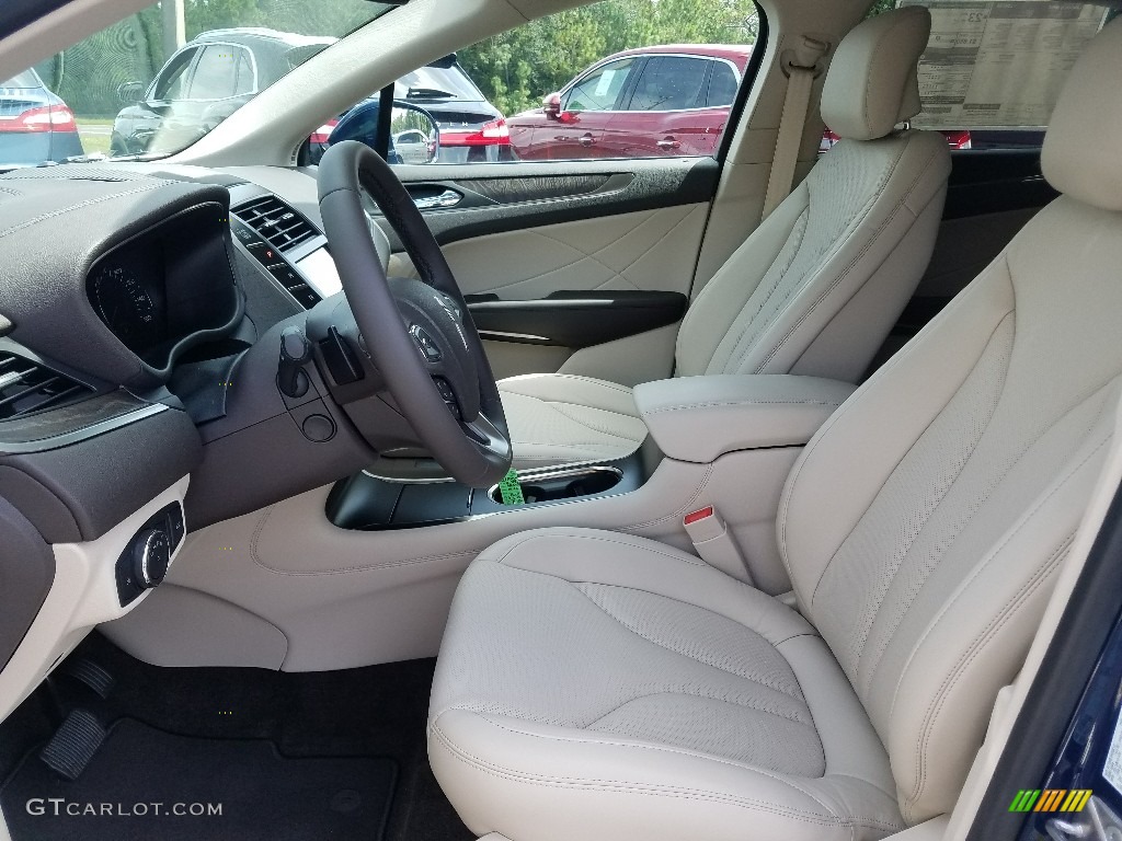 Cappuccino Interior 2019 Lincoln MKC Reserve Photo #129211819