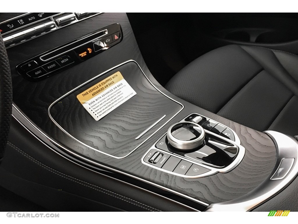 2019 GLC 300 - Selenite Grey Metallic / Black photo #7