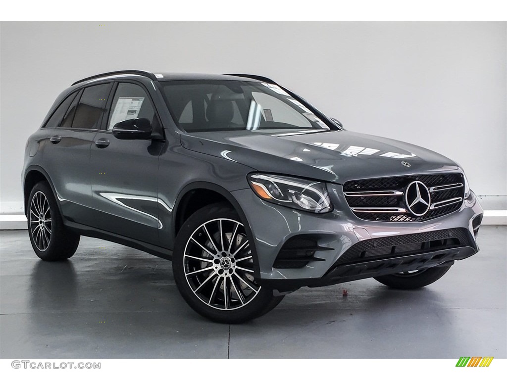 2019 GLC 300 - Selenite Grey Metallic / Black photo #12