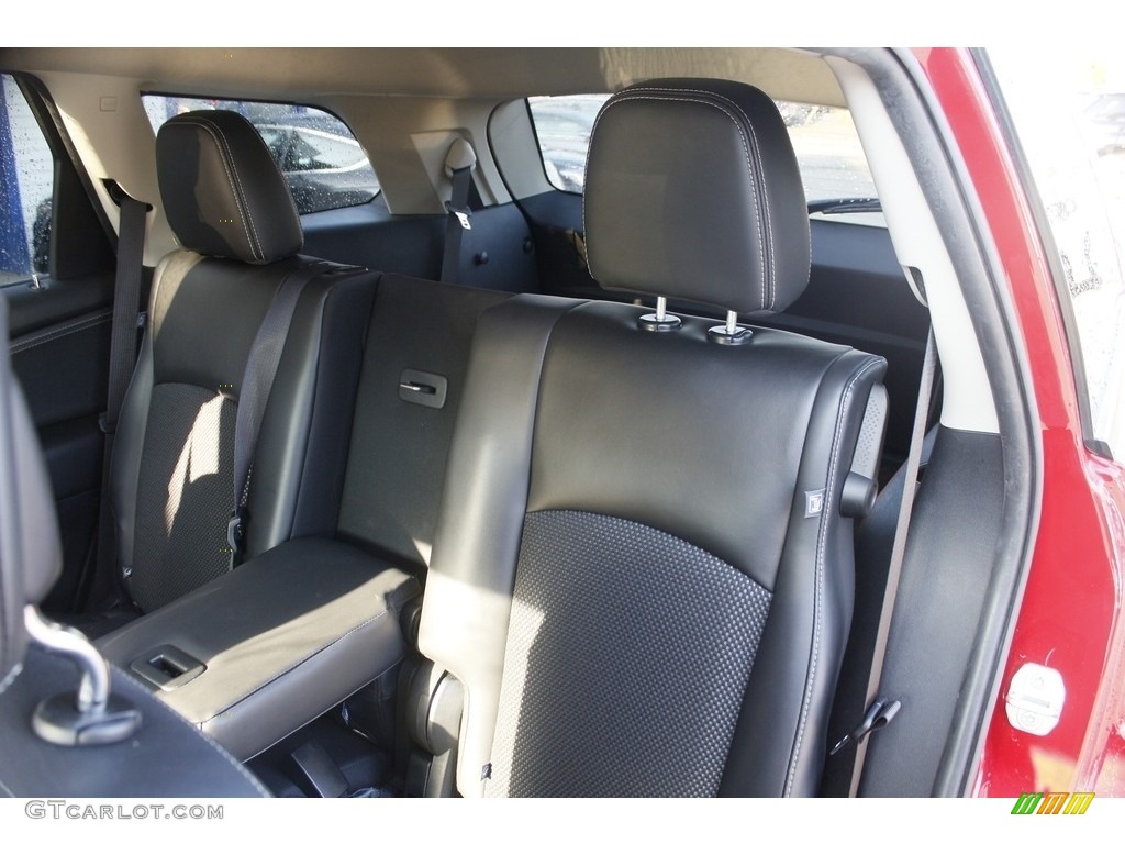 2017 Journey Crossroad AWD - Redline 2K / Black photo #13