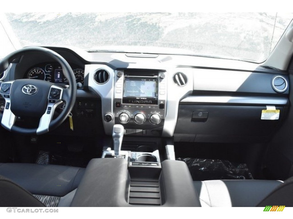 2019 Tundra SR5 CrewMax 4x4 - Magnetic Gray Metallic / Black photo #8