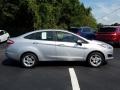 Ingot Silver - Fiesta SE Sedan Photo No. 6