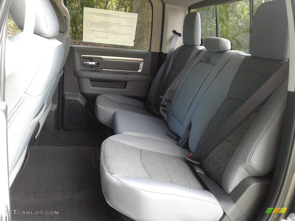 Black/Diesel Gray Interior 2018 Ram 1500 Big Horn Crew Cab 4x4 Photo #129219577