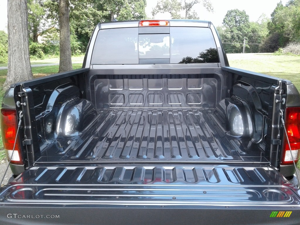 2018 Ram 1500 Big Horn Crew Cab 4x4 Trunk Photos