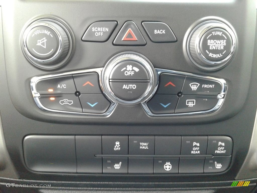 2018 Ram 1500 Big Horn Crew Cab 4x4 Controls Photo #129220006