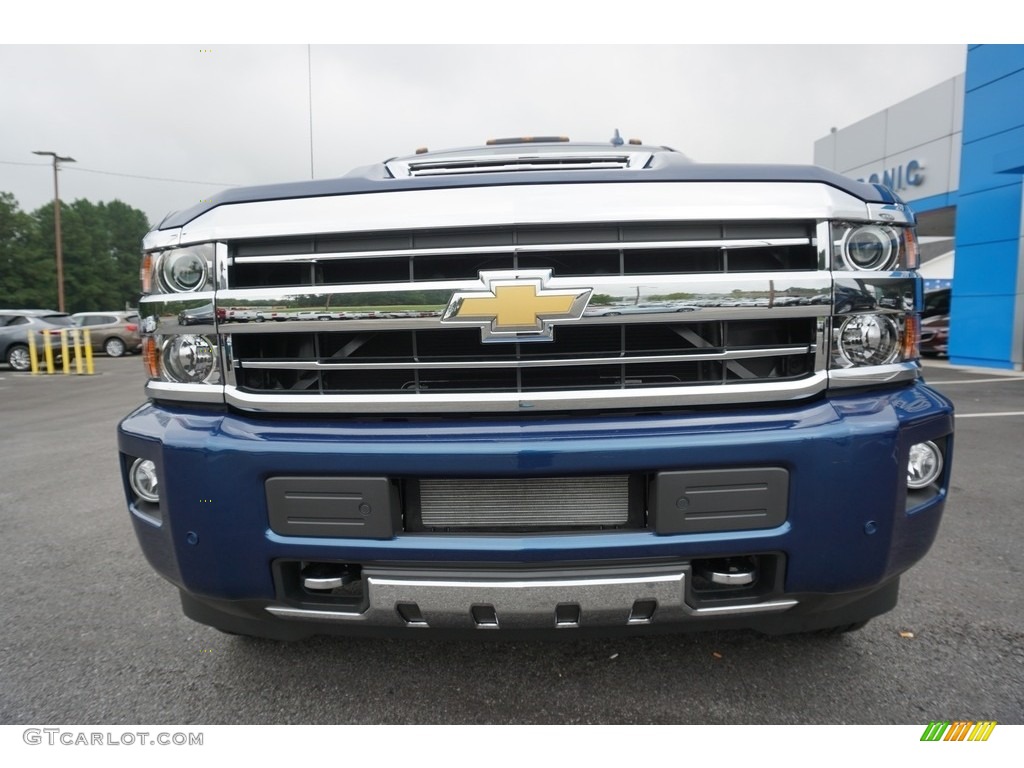 2019 Silverado 2500HD High Country Crew Cab 4WD - Deep Ocean Blue Metallic / High Country Saddle photo #2