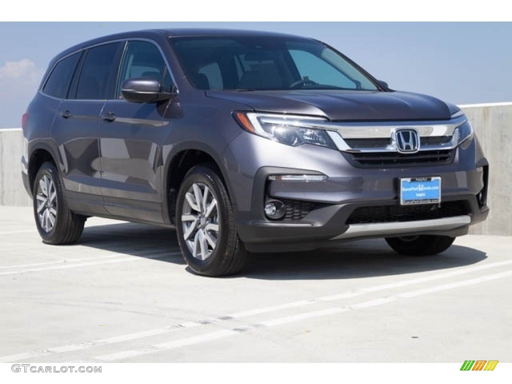 Modern Steel Metallic Honda Pilot