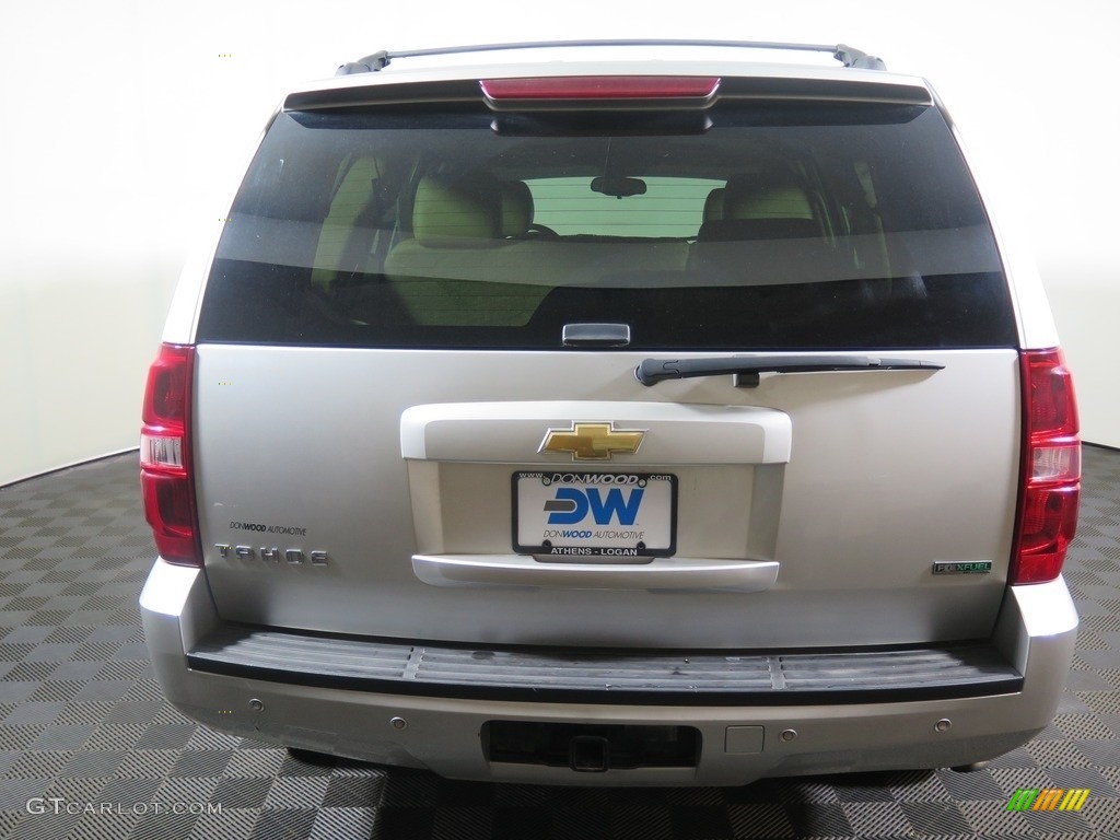 2011 Tahoe LT 4x4 - Sheer Silver Metallic / Light Cashmere/Dark Cashmere photo #6