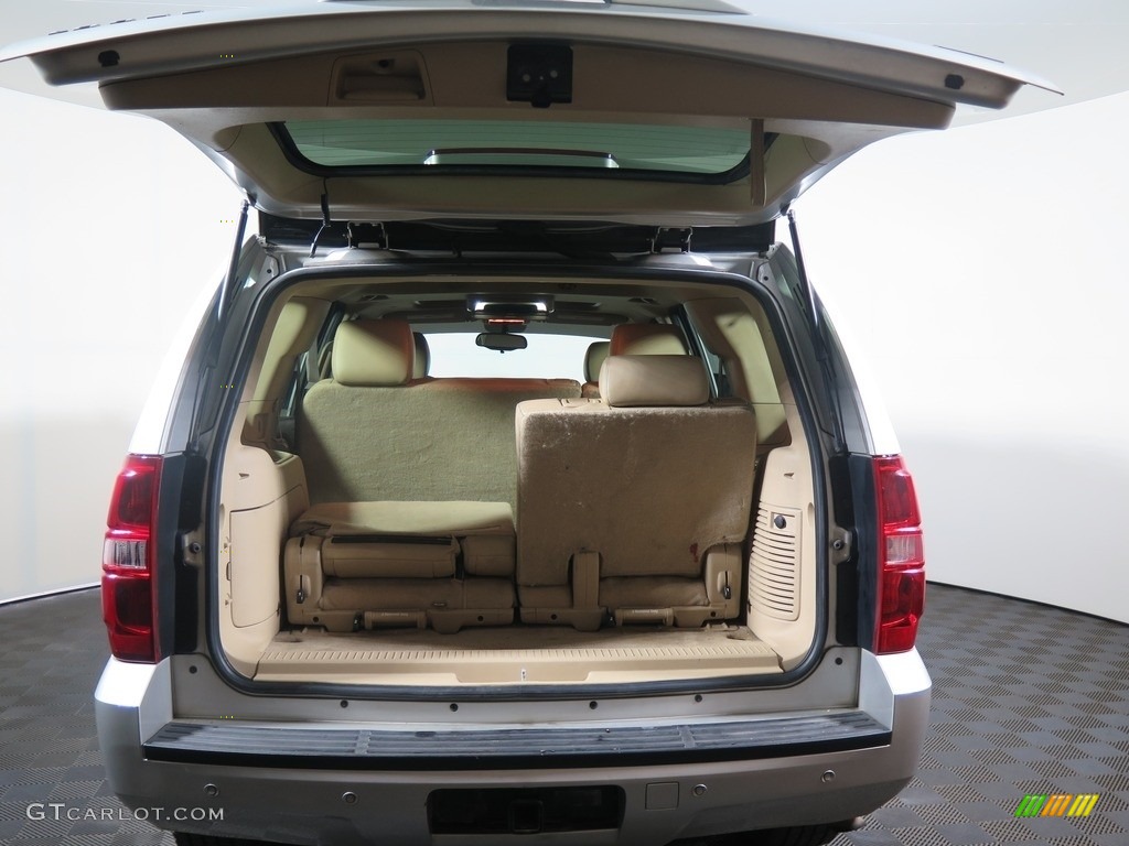 2011 Tahoe LT 4x4 - Sheer Silver Metallic / Light Cashmere/Dark Cashmere photo #22