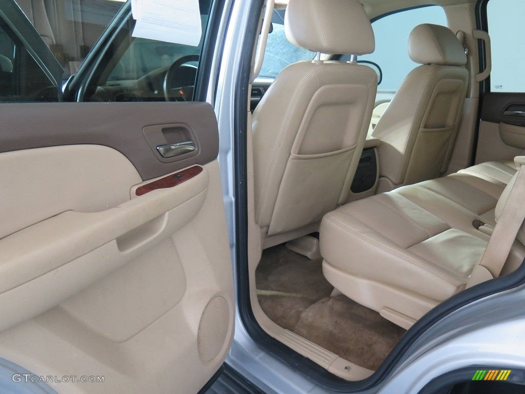 2011 Tahoe LT 4x4 - Sheer Silver Metallic / Light Cashmere/Dark Cashmere photo #25