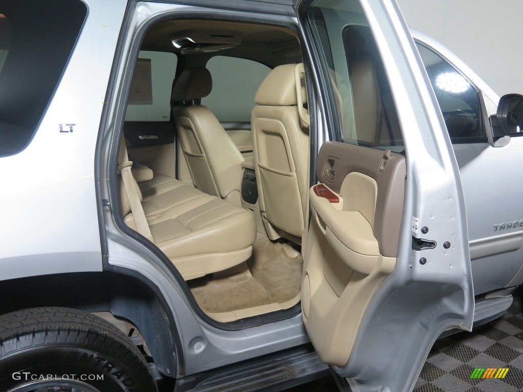 2011 Tahoe LT 4x4 - Sheer Silver Metallic / Light Cashmere/Dark Cashmere photo #26