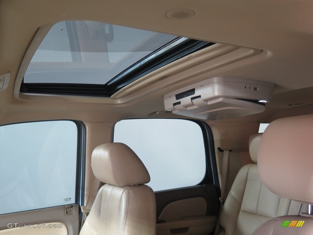 2011 Tahoe LT 4x4 - Sheer Silver Metallic / Light Cashmere/Dark Cashmere photo #28