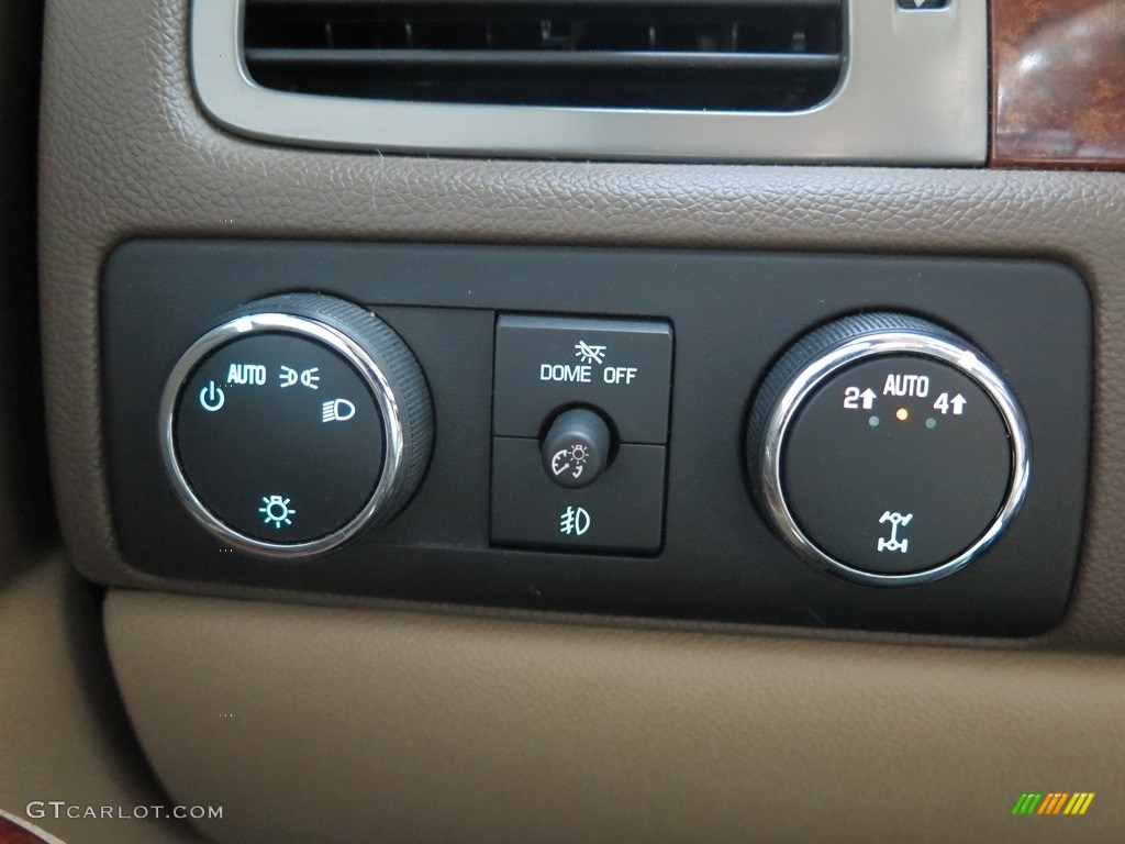 2011 Tahoe LT 4x4 - Sheer Silver Metallic / Light Cashmere/Dark Cashmere photo #32