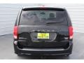 Brilliant Black Crystal Pearl - Grand Caravan Crew Photo No. 8