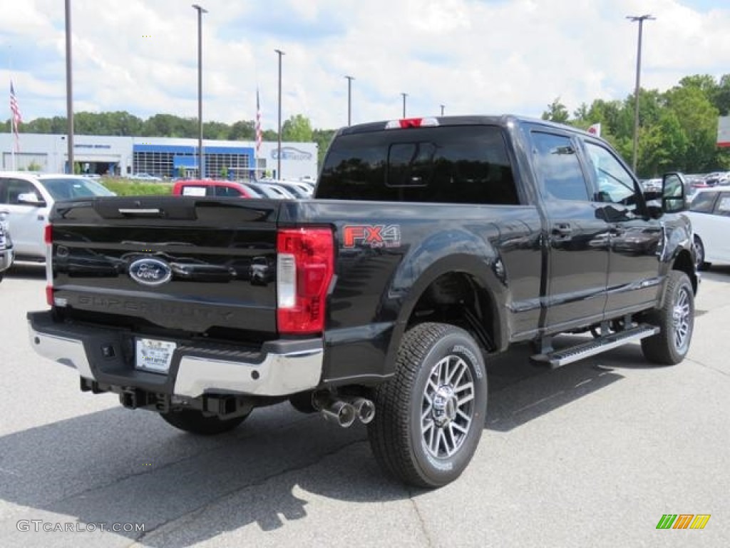 Agate Black 2019 Ford F250 Super Duty Lariat Crew Cab 4x4 Exterior Photo #129228668