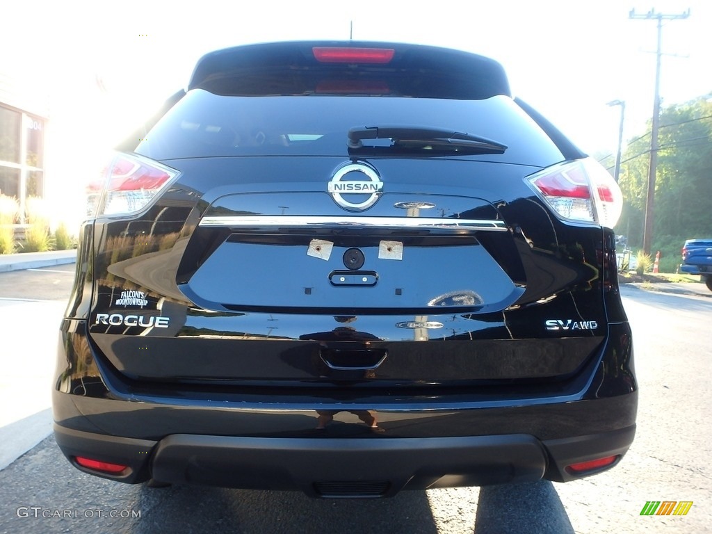 2015 Rogue SV AWD - Super Black / Charcoal photo #3