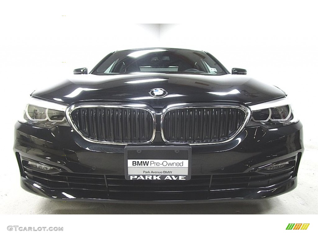 2018 5 Series 530i xDrive Sedan - Black Sapphire Metallic / Black photo #9
