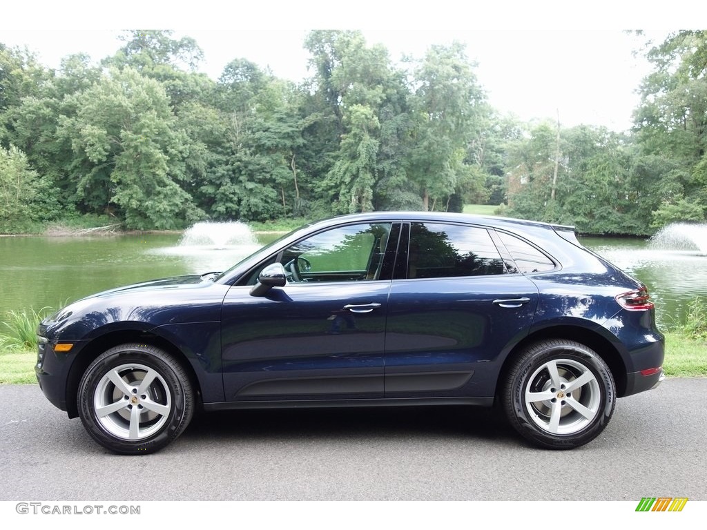 2018 Macan  - Night Blue Metallic / Black/Luxor Beige photo #7