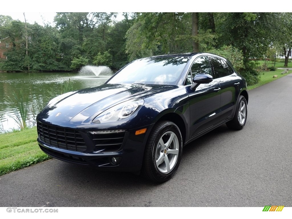 2018 Macan  - Night Blue Metallic / Black/Luxor Beige photo #8