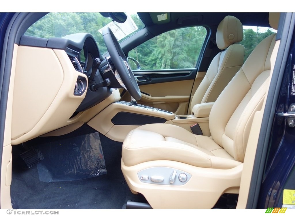 2018 Macan  - Night Blue Metallic / Black/Luxor Beige photo #12