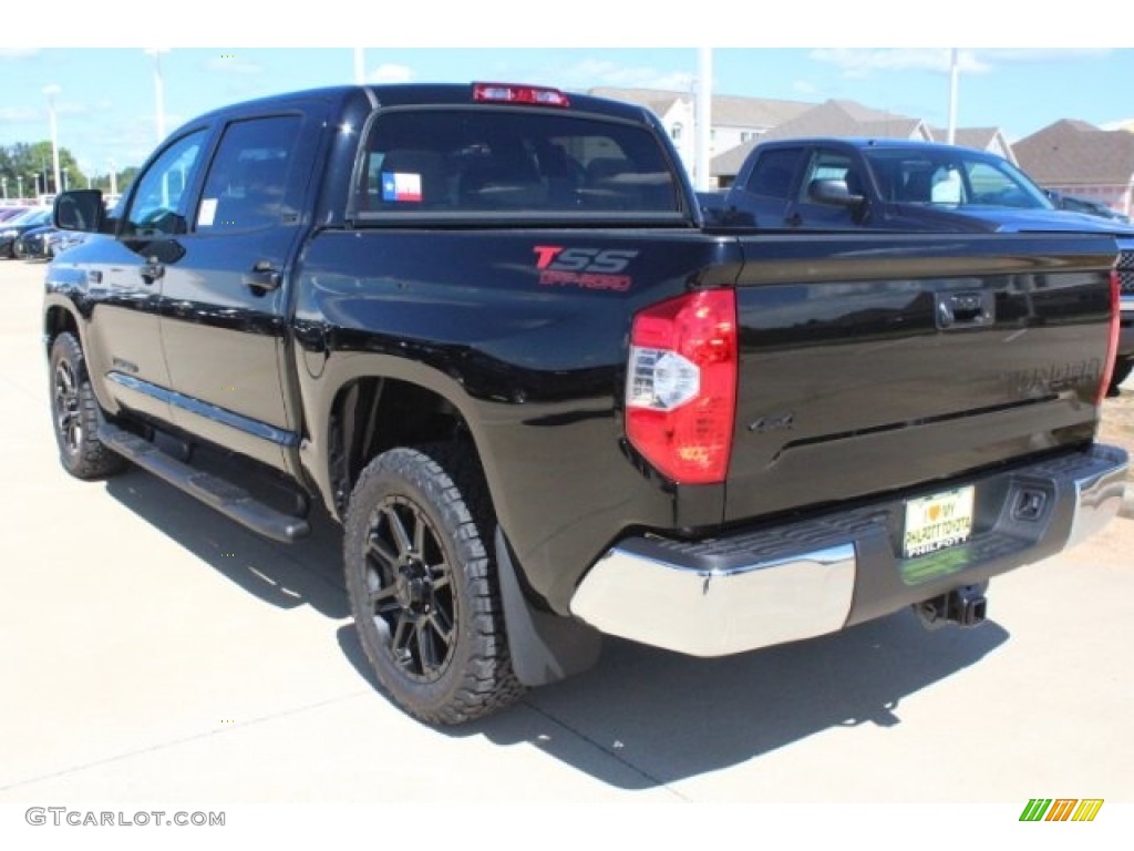 2019 Tundra TSS Off Road CrewMax 4x4 - Midnight Black Metallic / Graphite photo #6