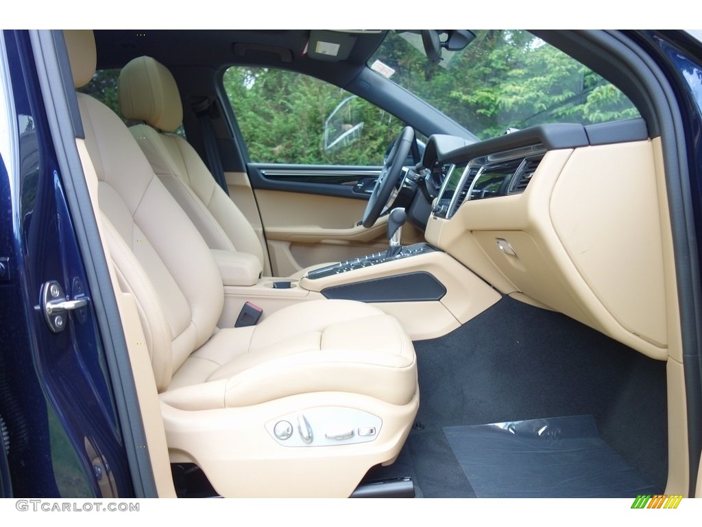 2018 Macan  - Night Blue Metallic / Black/Luxor Beige photo #18