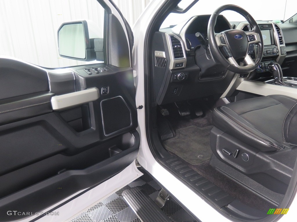 2017 F150 Lariat SuperCrew 4X4 - Oxford White / Black photo #26