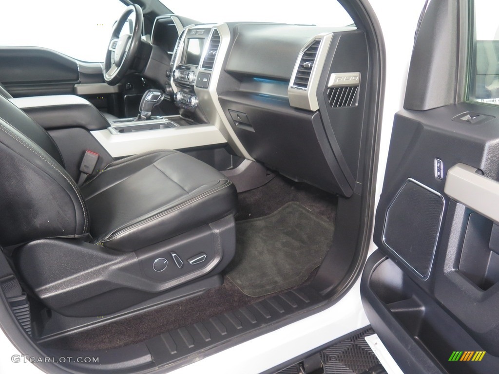 2017 F150 Lariat SuperCrew 4X4 - Oxford White / Black photo #29