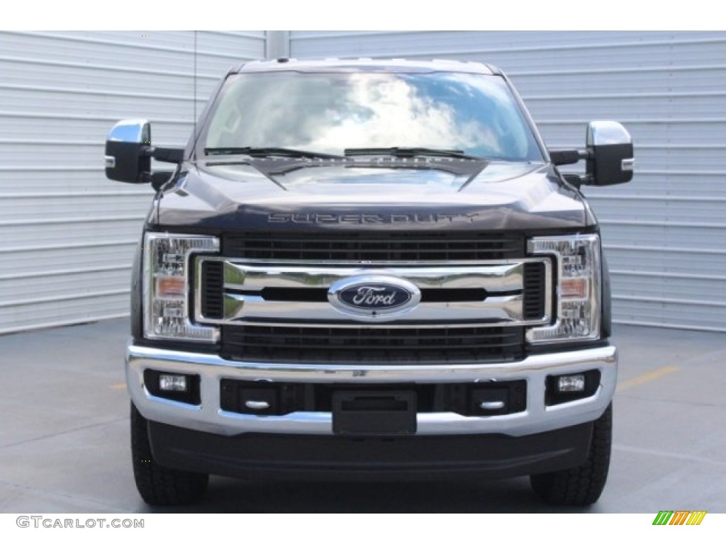 2019 F250 Super Duty XLT Crew Cab 4x4 - Magma Red / Camel photo #2