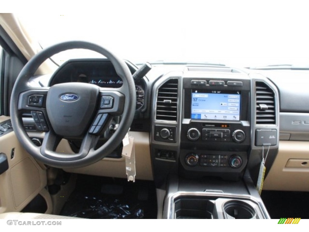 2019 F250 Super Duty XLT Crew Cab 4x4 - Magma Red / Camel photo #24