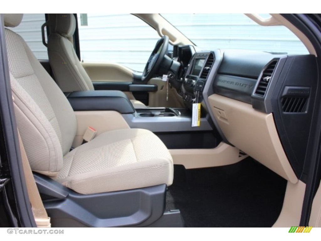 2019 F250 Super Duty XLT Crew Cab 4x4 - Magma Red / Camel photo #31