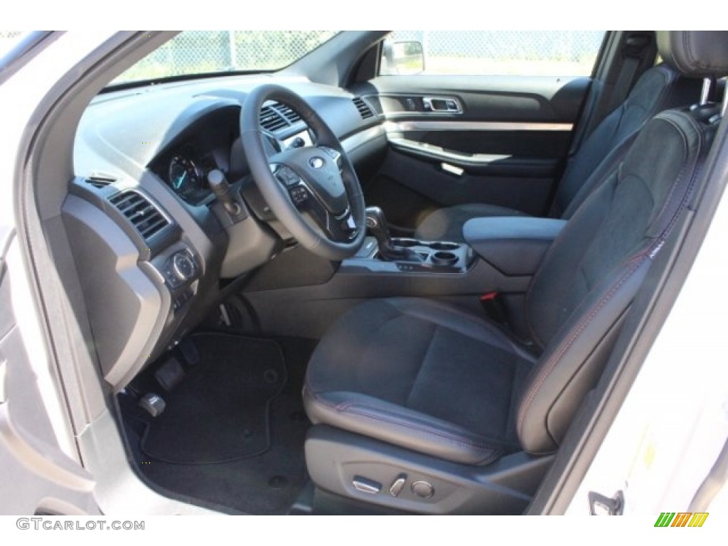 2018 Explorer XLT - White Platinum / Ebony Black photo #14