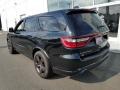 DB Black Crystal - Durango SRT AWD Photo No. 4
