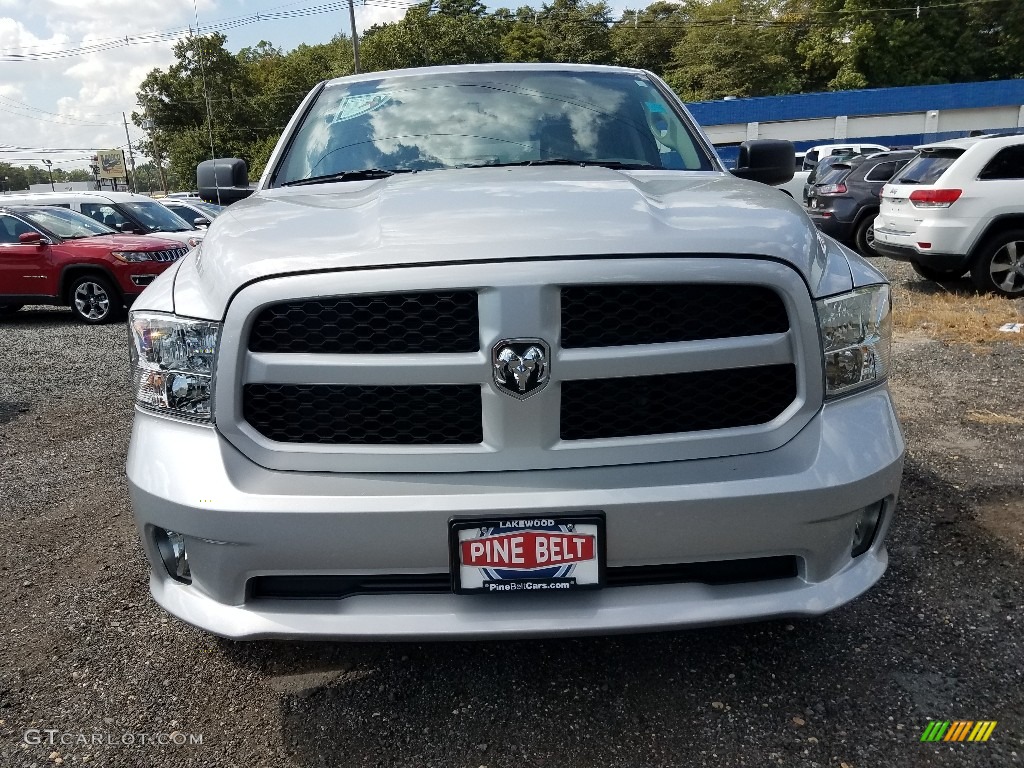 2019 1500 Classic Express Quad Cab 4x4 - Bright Silver Metallic / Black photo #2