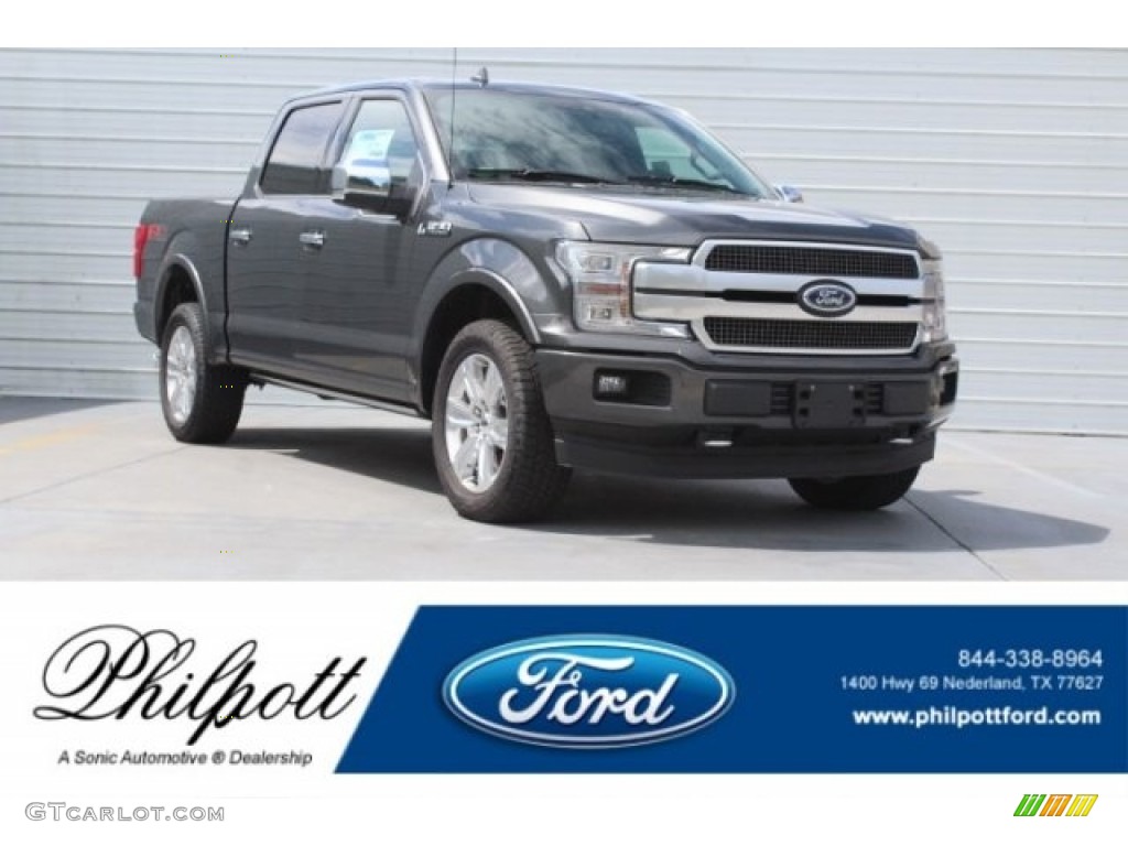 2018 F150 Platinum SuperCrew 4x4 - Magnetic / Black photo #1