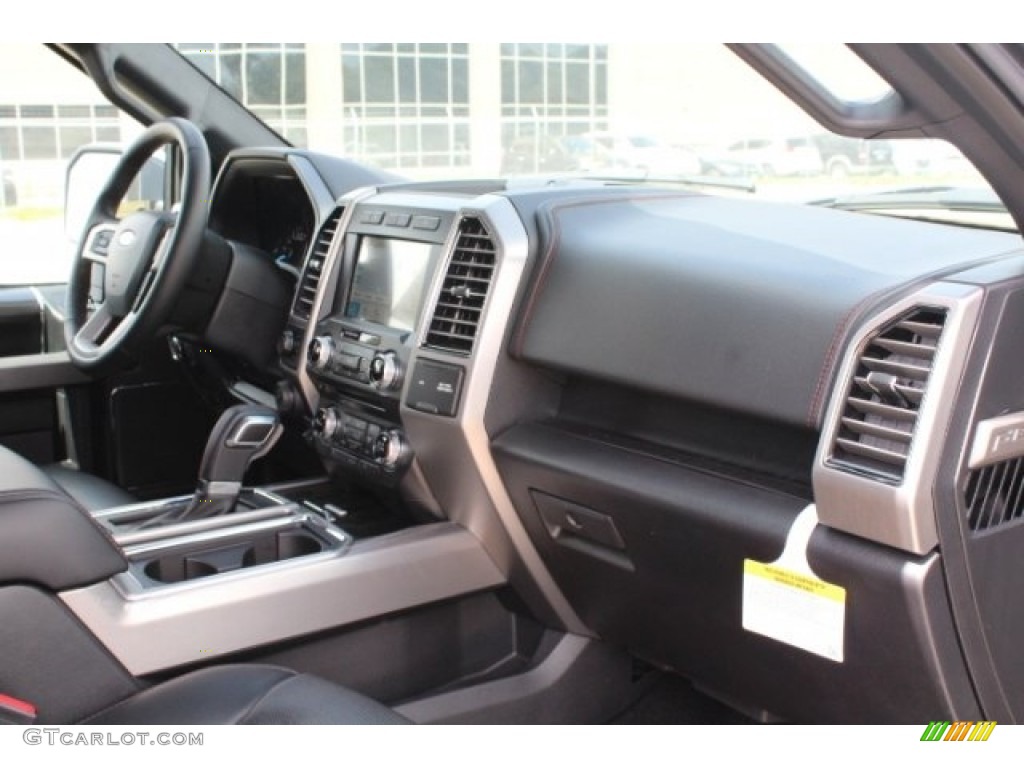 2018 F150 Platinum SuperCrew 4x4 - Magnetic / Black photo #34