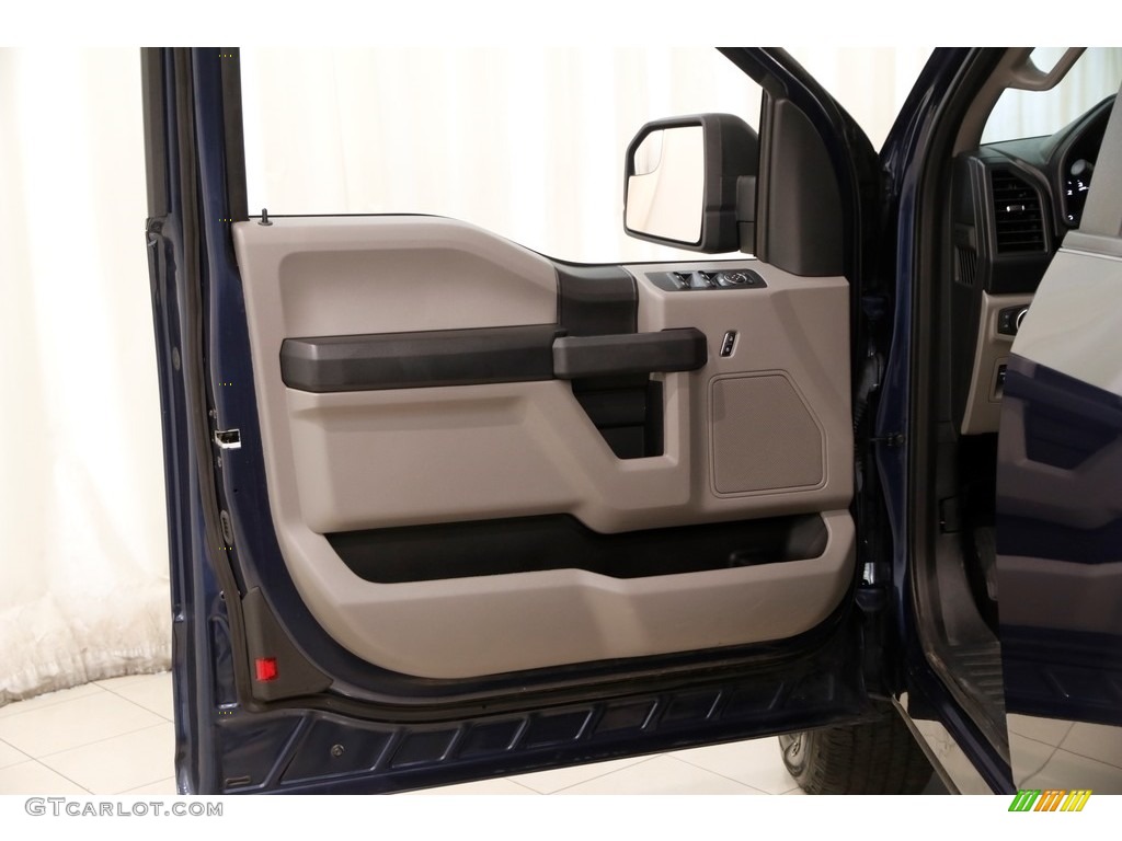 2016 F150 XL SuperCab 4x4 - Blue Jeans / Medium Earth Gray photo #4