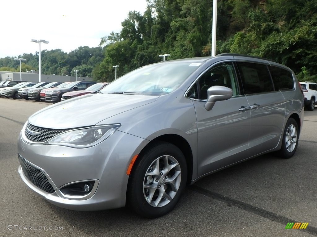 Billet Silver Metallic 2019 Chrysler Pacifica Touring Plus Exterior Photo #129255024